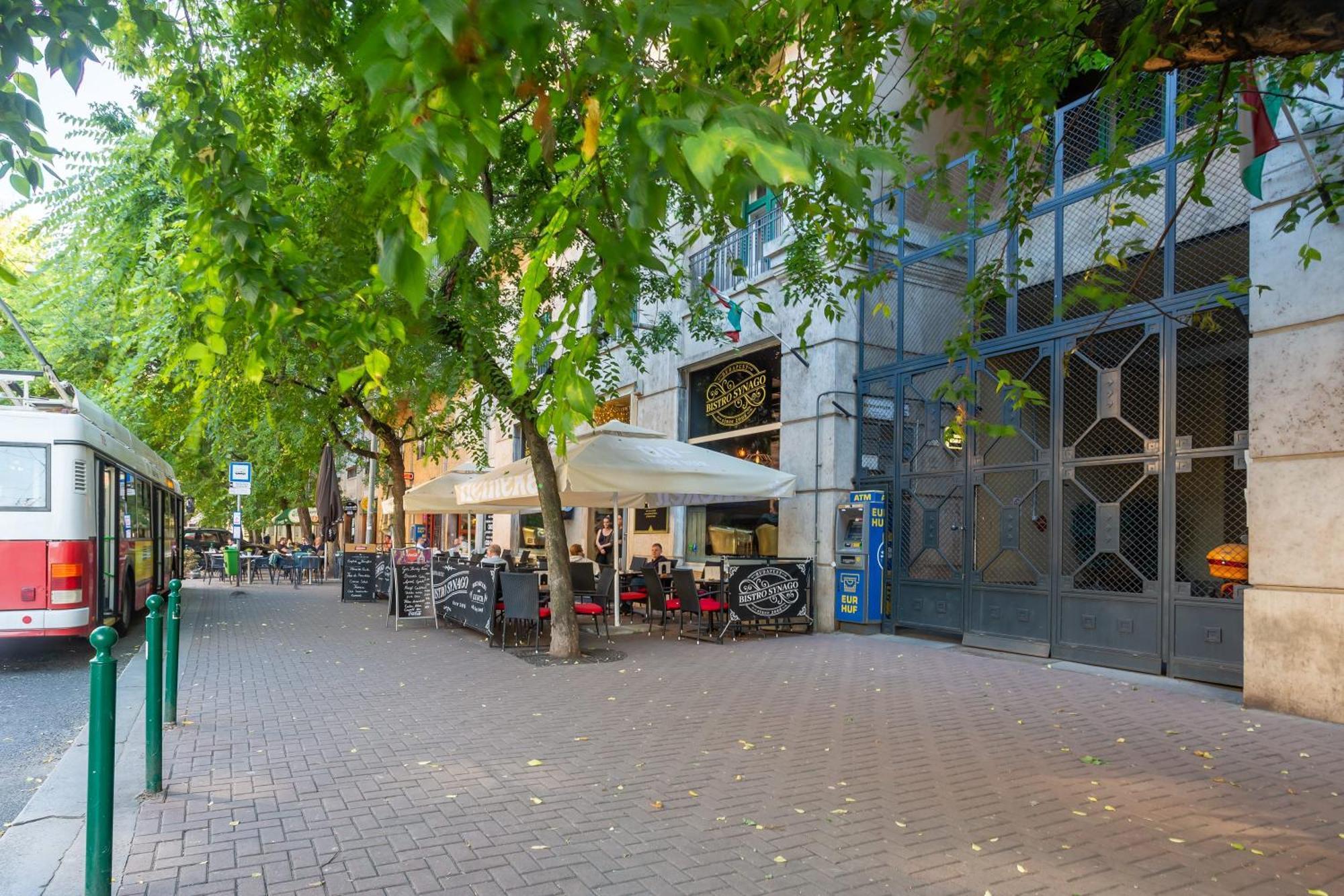 Extreme Central - Luxy Stay Budapest Extérieur photo